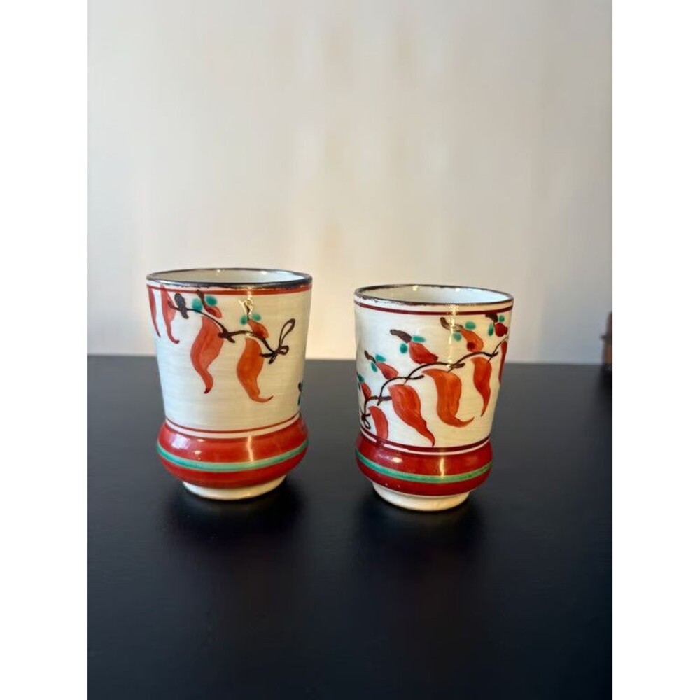 Japanese Yunomi Tea Cups Pair Red Chili Pepper Vine Hand Painted Pottery
